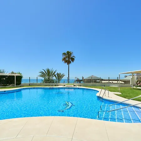 En Banana Beach, Near The Appartamento Marbella
