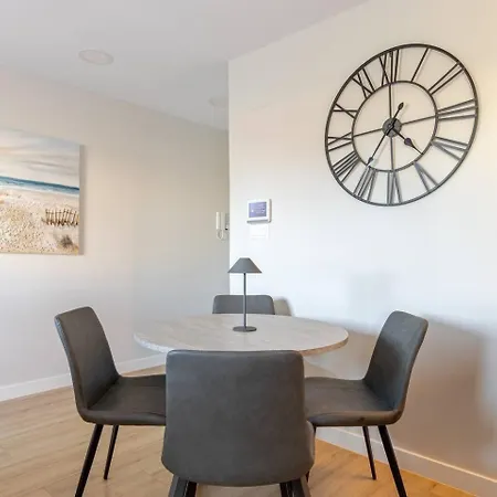 En Banana Junto Al Mar - * Marbella